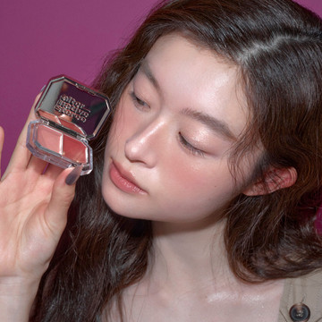 [벨벳 립앤치크] 얼터너티브스테레오 블러싱 펜던트 벨벳