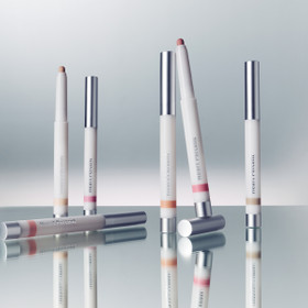 [지속력 최강 오버립펜슬] 하트퍼센트 도트 온 무드 라인프루프 립펜슬